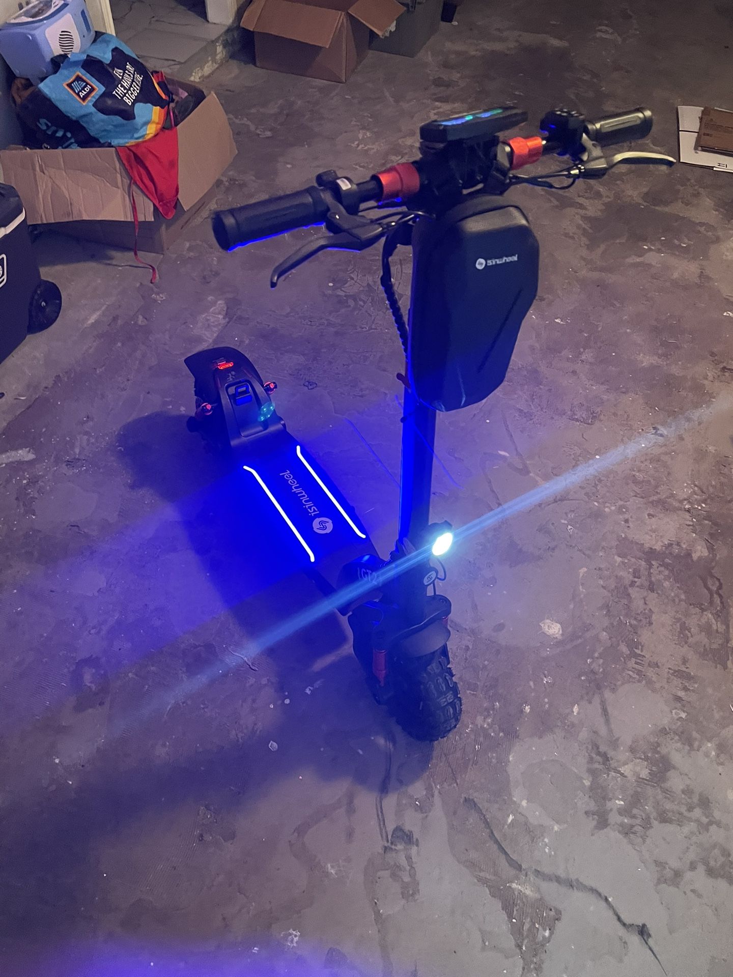 Isin Wheel Electric Scooter