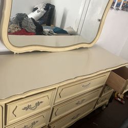 Dresser And Night Stand Henry Link 