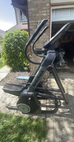 NordicTrack FreeStride Trainer Elliptical