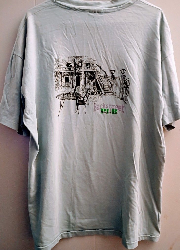 Vintage Beaufort N.C. Backstreet Pub T-shirt