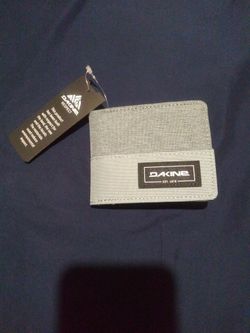 New Dakine Wallet