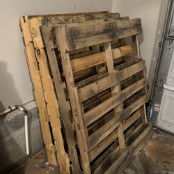 7 X Wooden Pallets