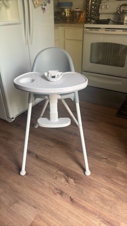Foldable high chair.