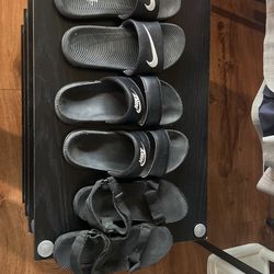 Men’s Slides Size 6 Women 7.5/8 