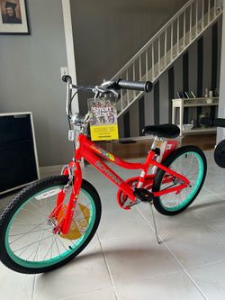 SCHWINNE Big kids bike