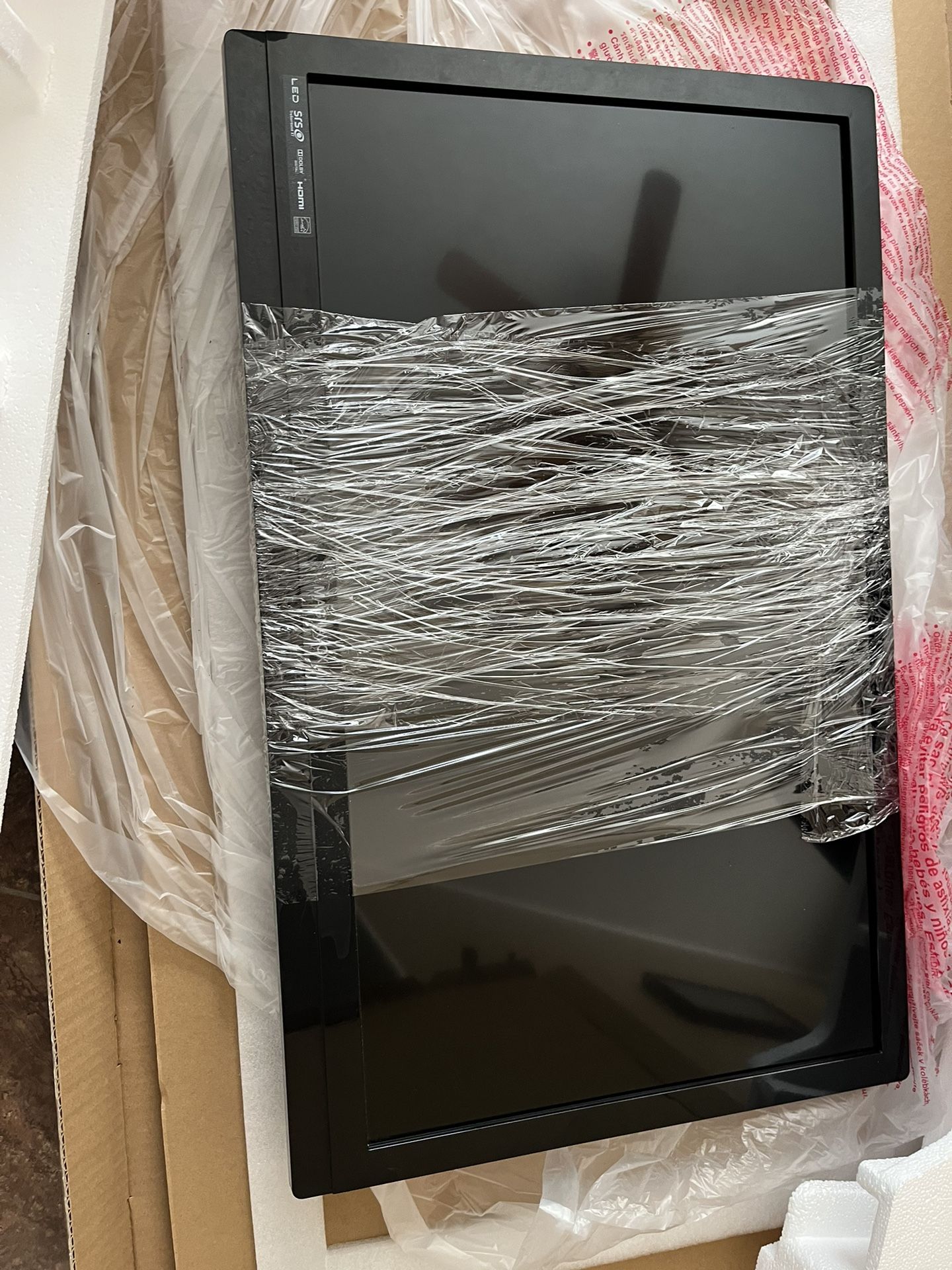 32” Magnavox TV with Remote