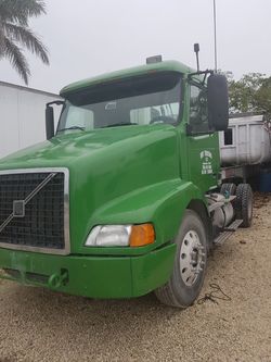 Day cab 99 volvo dump truck for sale miami