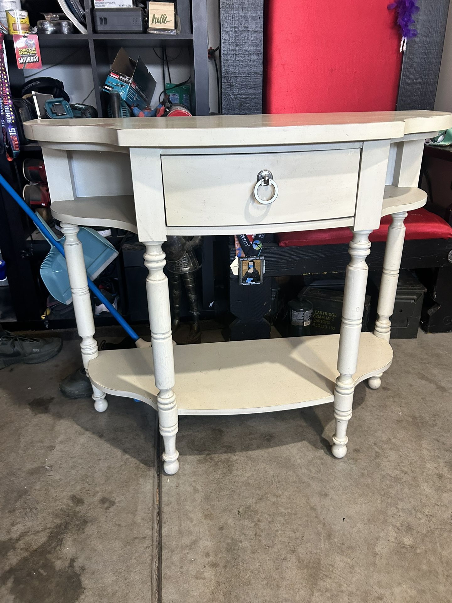 Broyhil Console Table