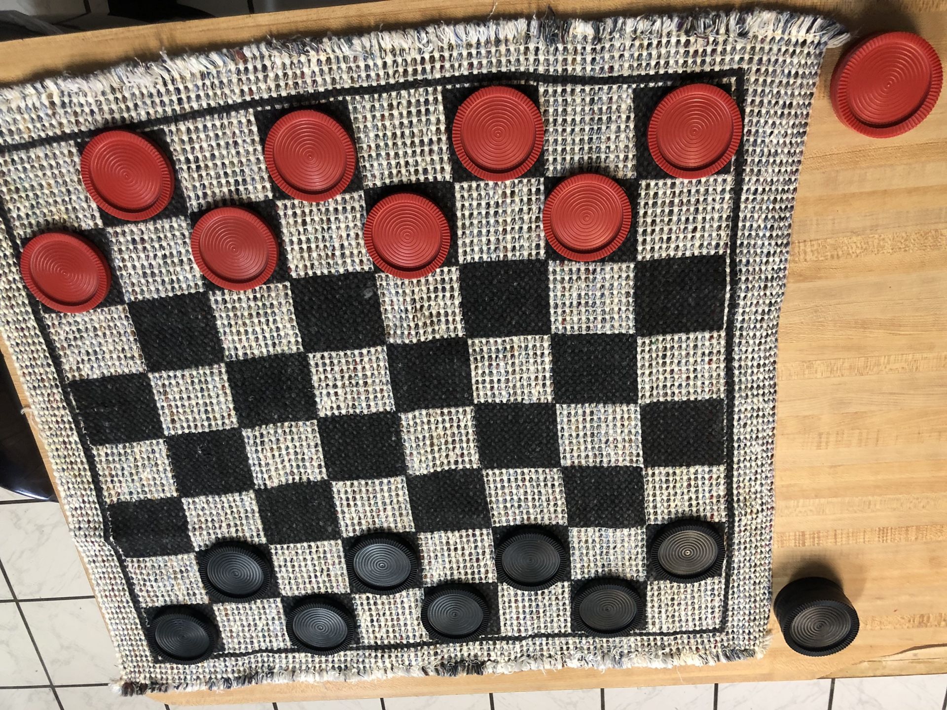 Checkerboard / tic tac toe blanket game