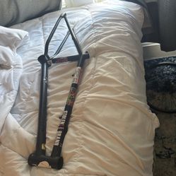 https://offerup.com/redirect/?o=U3RvbGVuLmNv Frame BMX