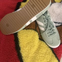 Women’s Madden Girl Sneakers 