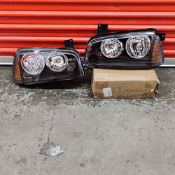 Dodge Charger 2006_2010 Black Housing Amber Corner Pair of Black Amber