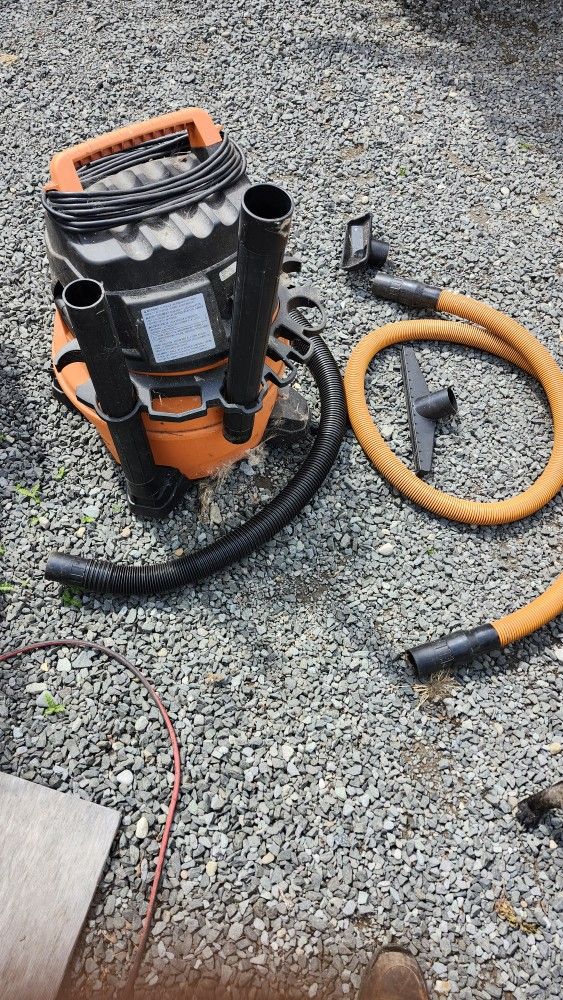 RIGID Shop VACUUM CLEANER