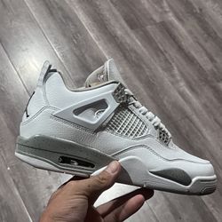 Jordan Men Size 7, 7.5, 10.5, 12, 13