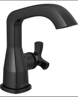 Durable matte black bathroom faucet from Delta. This single-handle fixture has a DIAMOND Seal Valve for leak-free operation and integrated InnoFlex PE