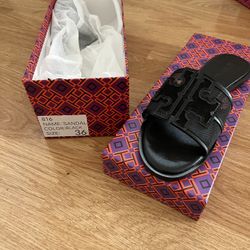BLACK TORY BURCH SIZE 36 & 38