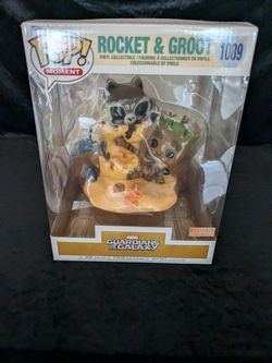 Funko Pop Moment Marvel 1089 Rocket & Groot Beach Day Sandcastle