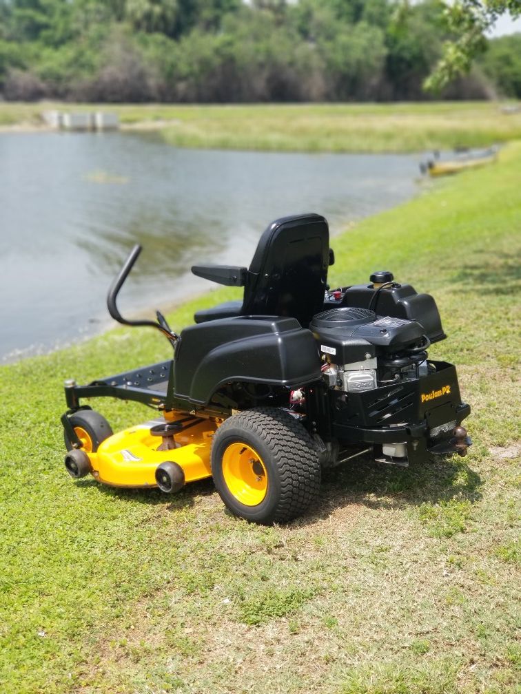 Poulan PRO P46ZX 46 in. 22 HP Gas Zero Turn Riding Mower. Great