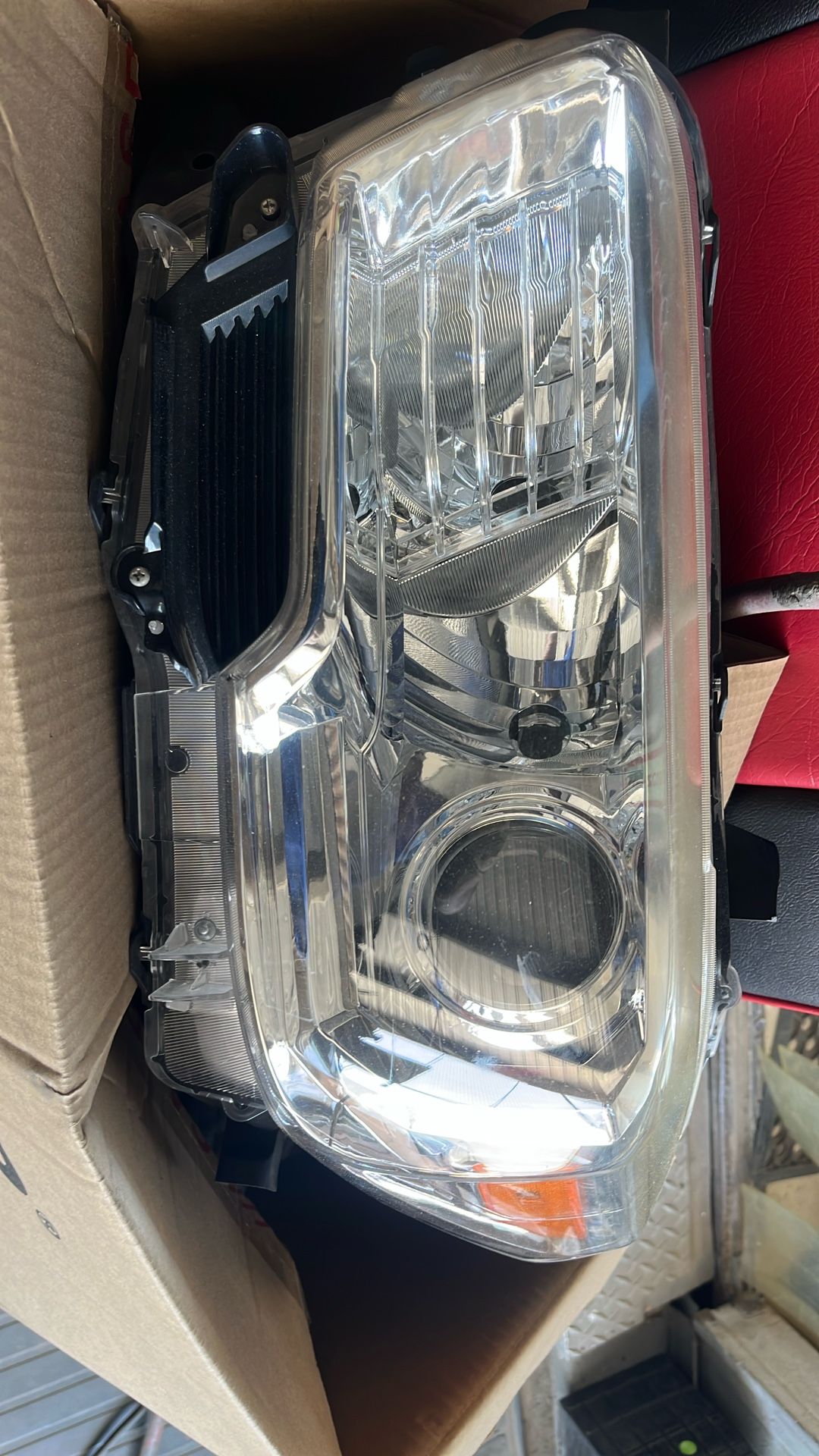 2018 Tacoma TRD Driver Oem Headlight