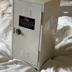 The Wonder Years: The Complete Series DVD Locker Edition