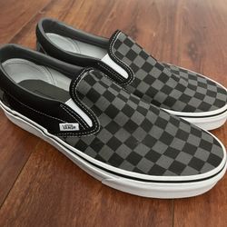 Black/Gray slip on checkered vans size 9 1/2