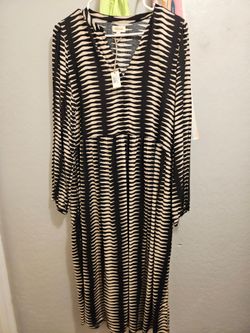 Womens dress BNWT