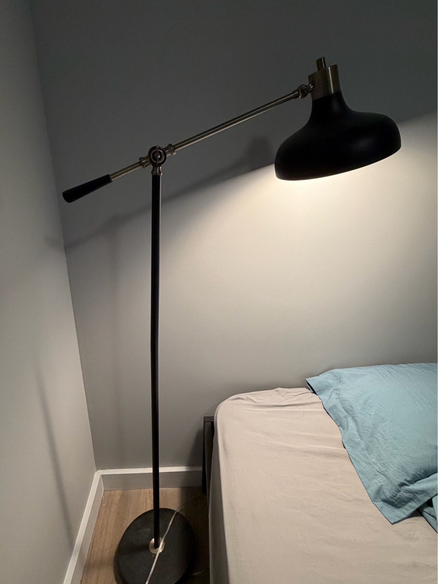 Floor lamp