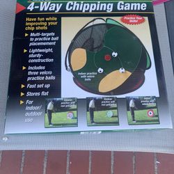 World Of Golf 4- Way Chipping Game