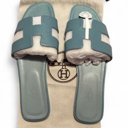 Hermès Oran Slides