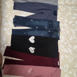 Girl's pants like new, size 3T/ Pantalones para niñas como nuevos, talla 3 años