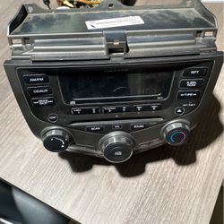 04 Honda Accord Radio