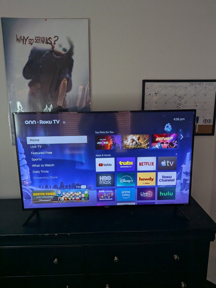 LIKE NEW 50 Inch onn 4K ROKU TV