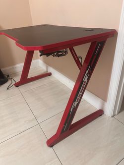 2 desks - each $35