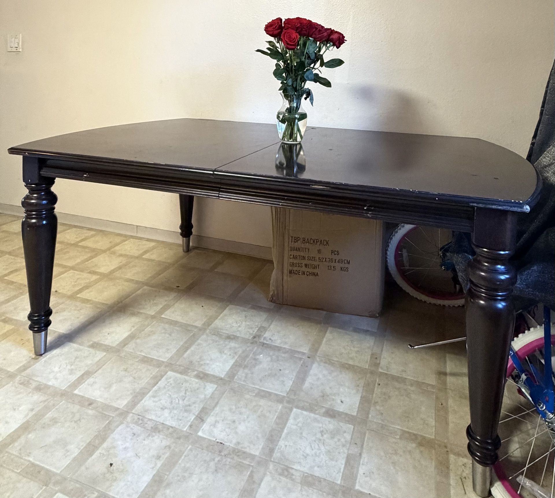 DINING TABLE FOR $20!! HURRY