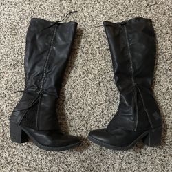 Muk Luks Boots
