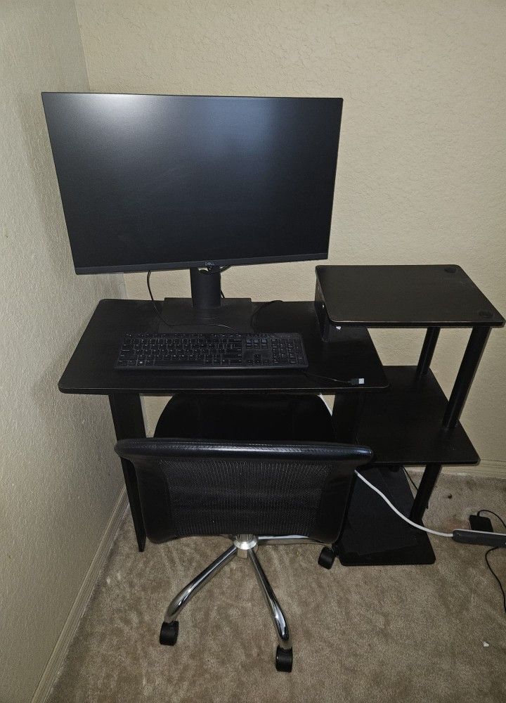 Desk & Desk Chair