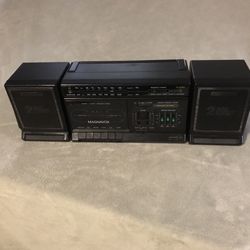 Child’s Portable Stereo & Tape Deck w Detachable Speakers