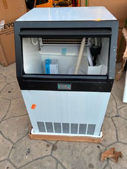 Commercial Ice Maker