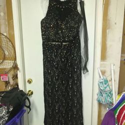 Black lace long formal dress, great for Christmas party, size 3x
