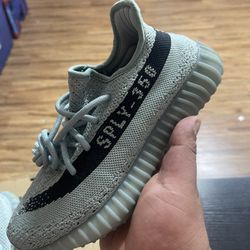YEEZY 350 V2 SALT 
