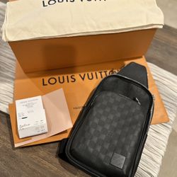 Louis Vuitton Slingbag