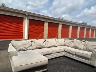 Sectional couch
