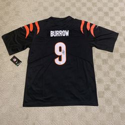 Joe Burrow Autographed Cincinnati Bengals On Field Nike Embroidered Jersey Size XL