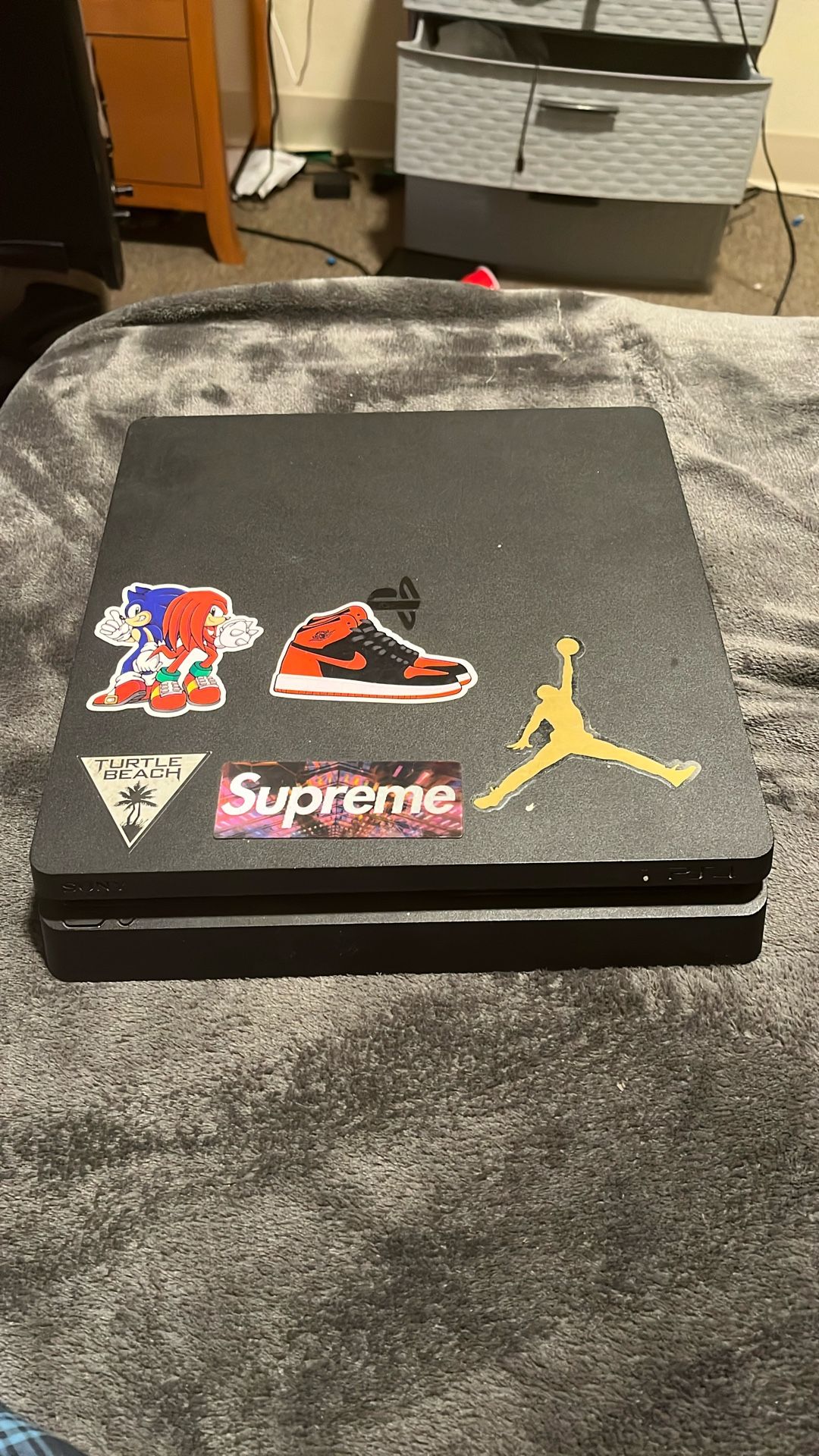 PS4