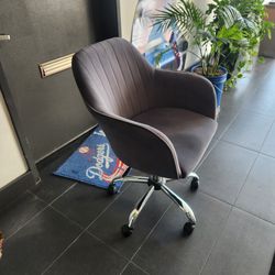 Comfy office chair