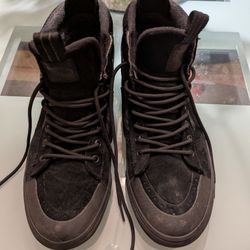 Vans Sk8-Hi MTE 2.0 All-Trac  Size 10 Mens