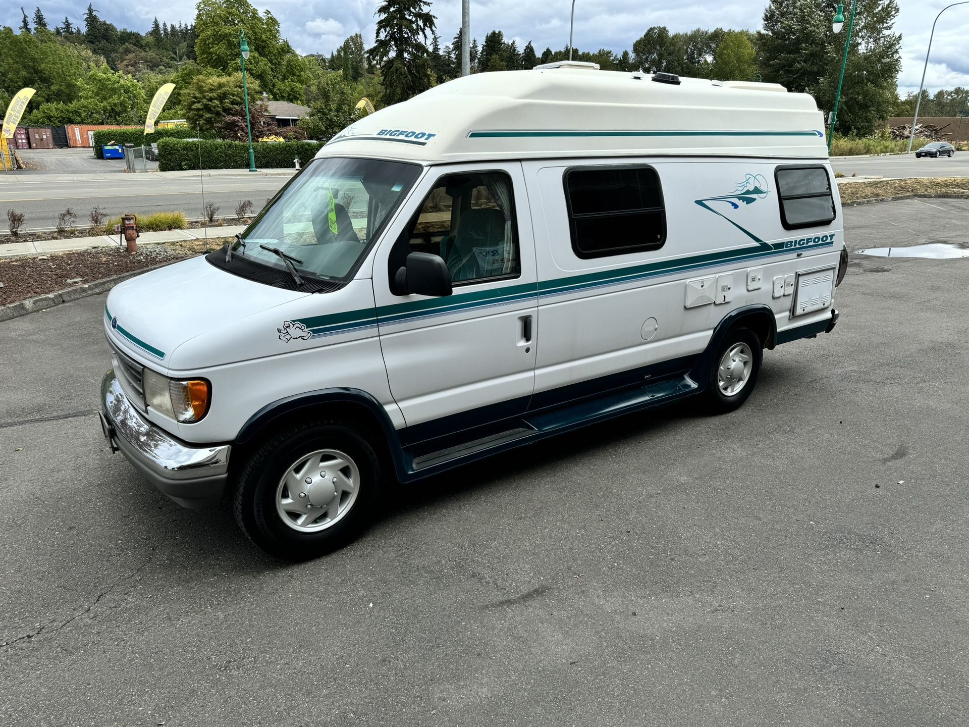 1996 Bigfoot class B van E-350