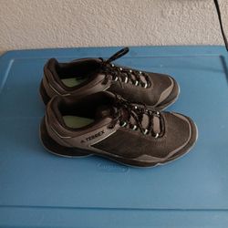 WOMANS ADIDAS TERREX SNEAKERS 