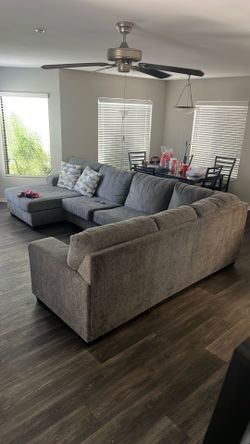 Big Couch For Sale (Feel Free To Make Offers) PICKUP ONLY