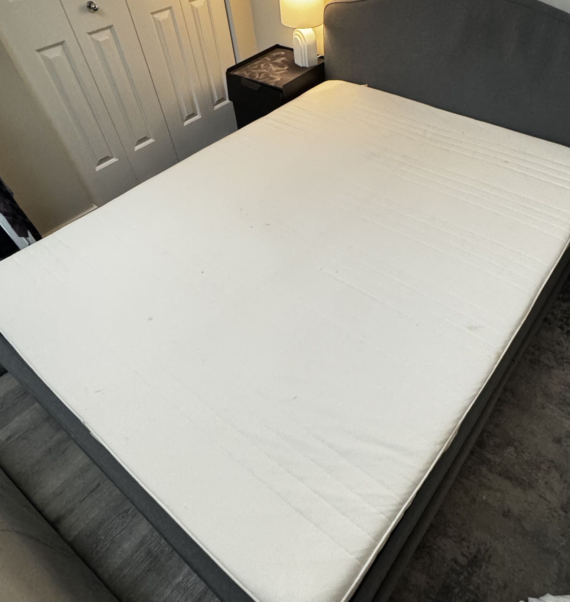 Queen Size Bed, Frame, Headboard, Footboard, With Drawers